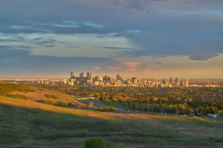 57 Edelweiss Point NW  Calgary AB T3A 4N5 photo