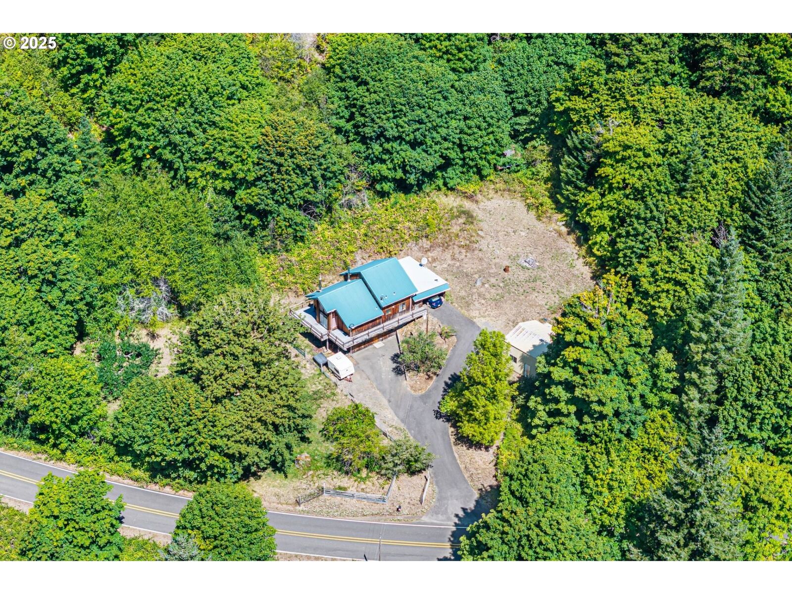 Property Photo:  89731 Indian Creek Rd  OR 97480 