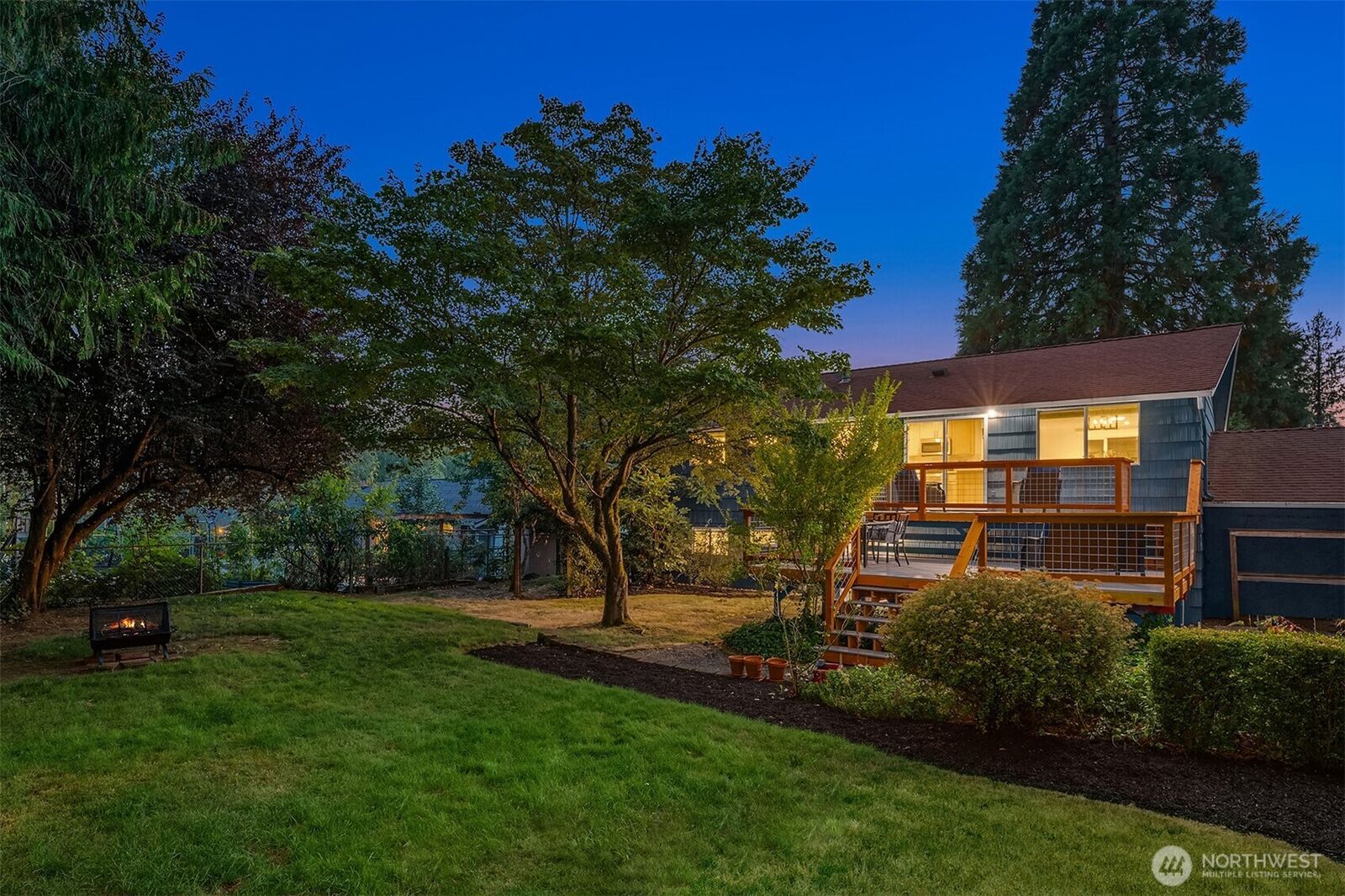 Property Photo: 12828 110th Avenue NE WA 98034