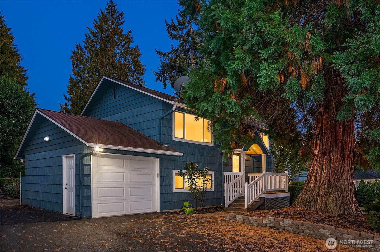 Property Photo: 12828 110th Avenue NE WA 98034