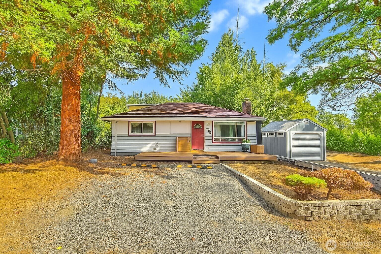 Property Photo: 1646 S 124th Street WA 98168