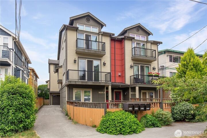 3635  Evanston Avenue N B  Seattle WA 98103 photo