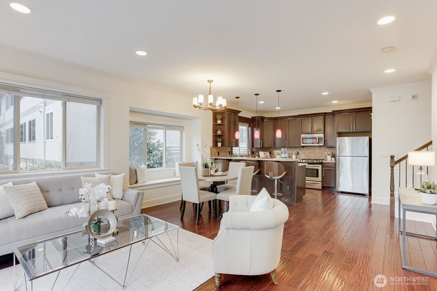 Property Photo:  3635  Evanston Avenue N B  WA 98103 