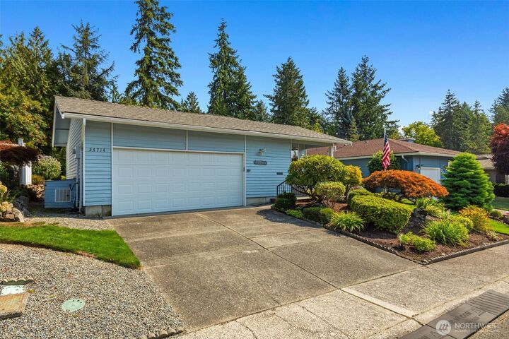 Property Photo: 24714 11th Avenue S WA 98198