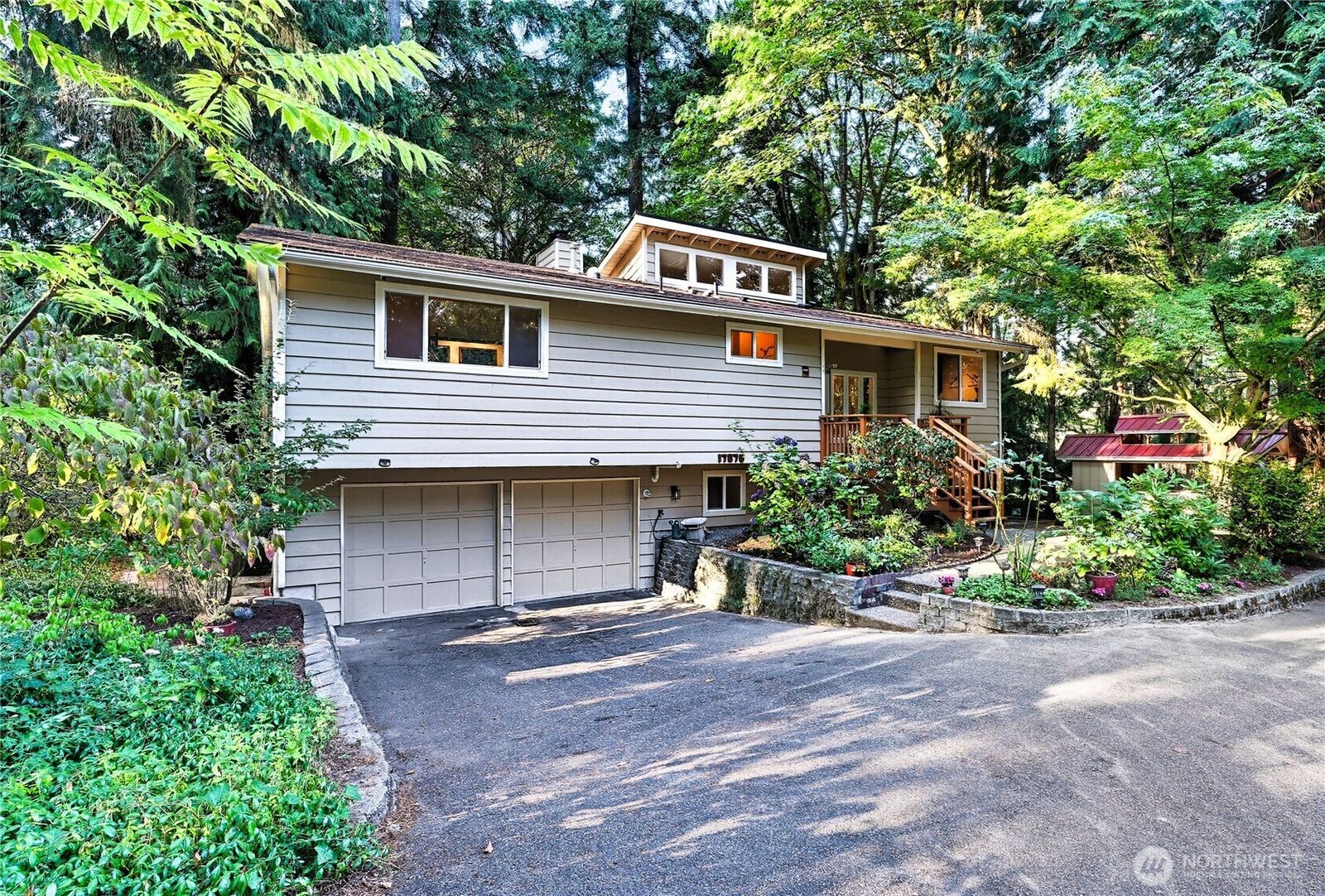 Property Photo: 17876 29th Avenue NE WA 98155