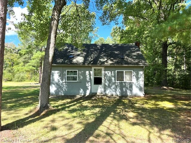 Property Photo:  1091 E M 61  MI 48624 