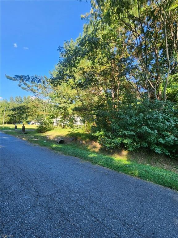 Property Photo:  14 Truitt Rd  VA 23321 