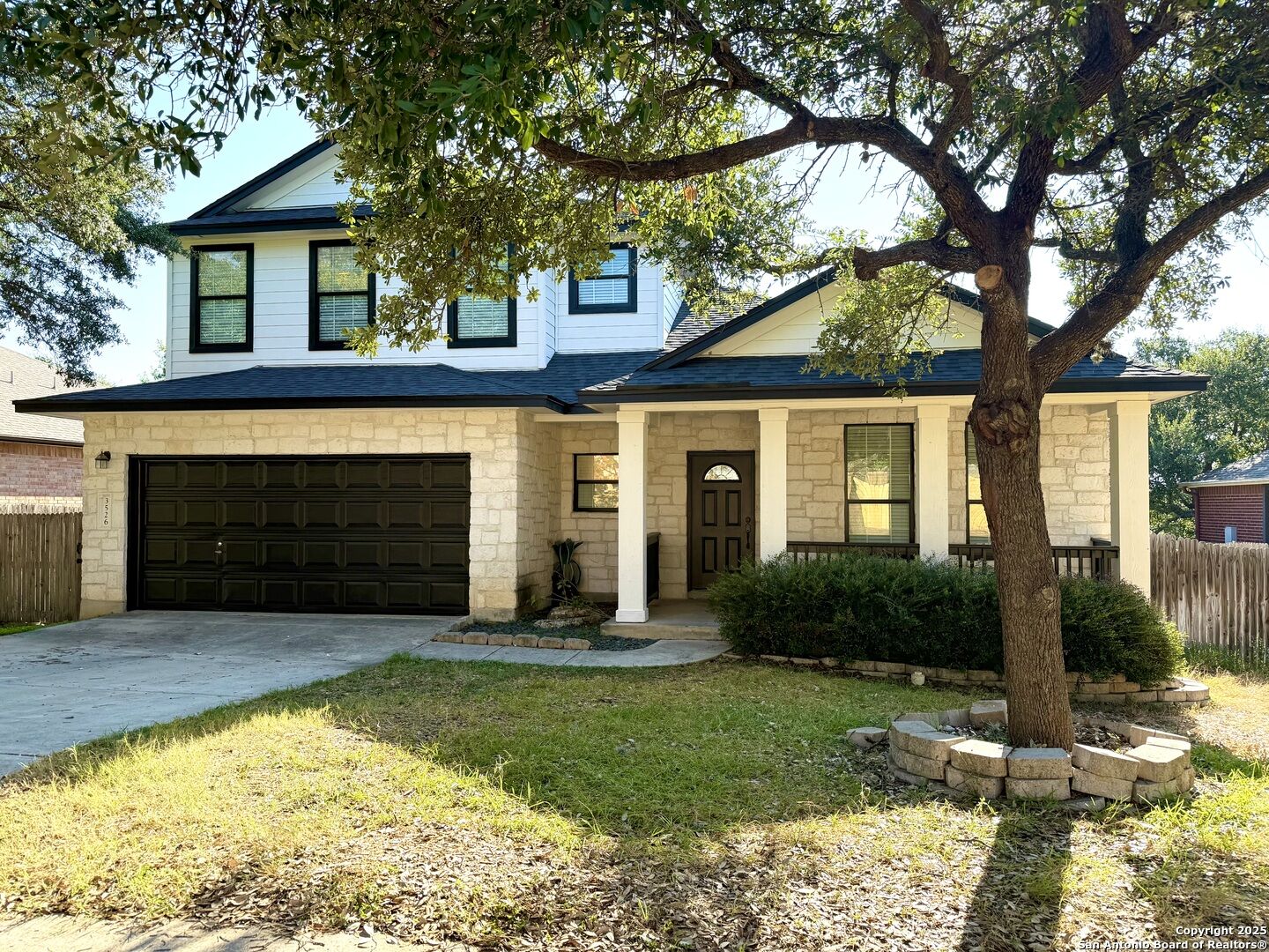 Property Photo: 3526 Blackstone Run TX 78259