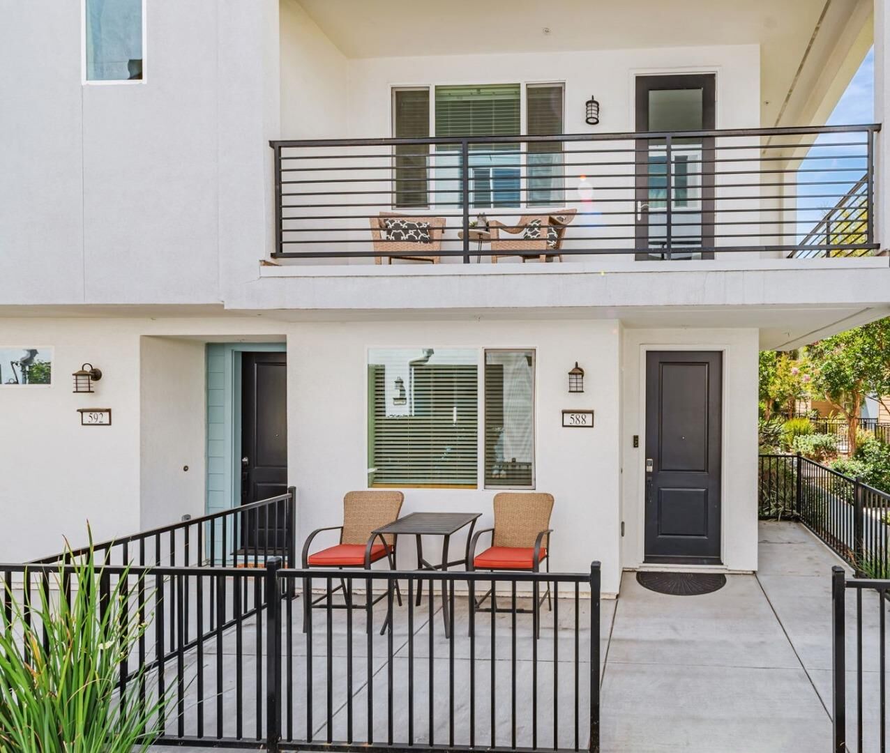 Property Photo: 588 Apricot Way CA 95133
