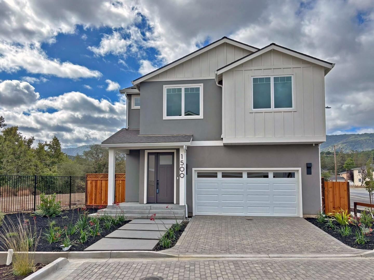 Property Photo: 1500 Paradise Court CA 95124