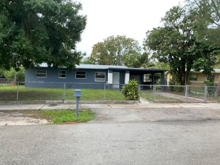 1604 NW 15th Ct  Fort Lauderdale FL 33311 photo