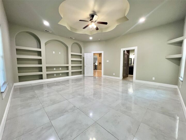 Property Photo: 216 Thornridge TX 77611
