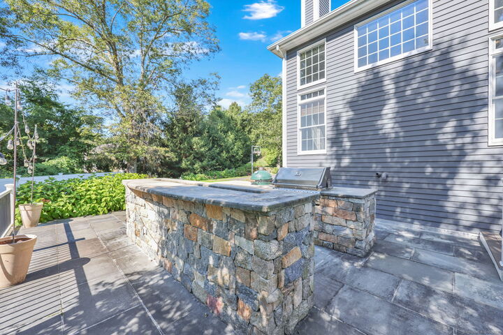 Property Photo:  57 Castle Hill Road  CT 06470 
