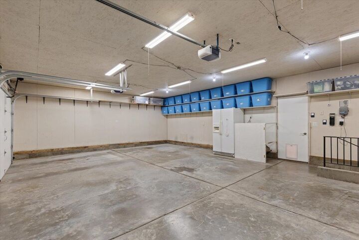 Property Photo:  25609 E Central Ave  WA 99025 