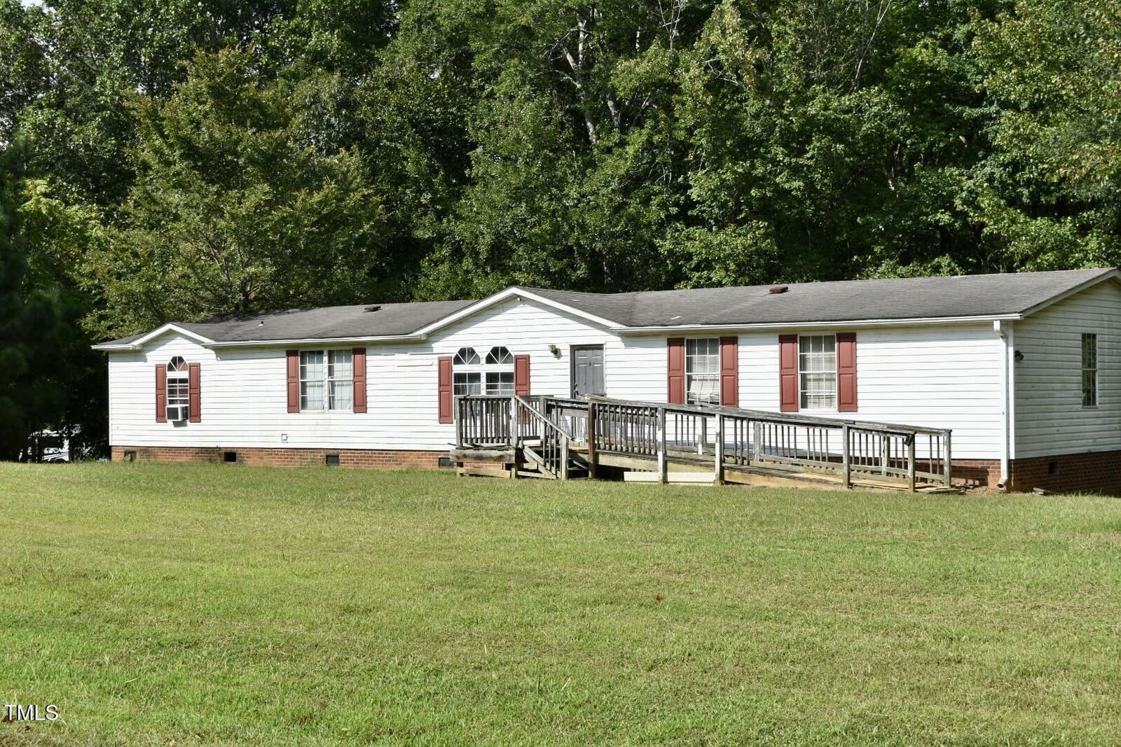 Property Photo:  140 Smith Hill Lane  NC 27574 