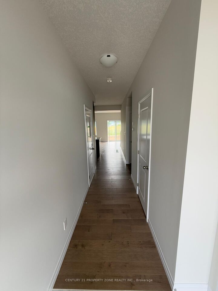 Property Photo:  35 Rivergreen Crescent  ON N1S 0G1 