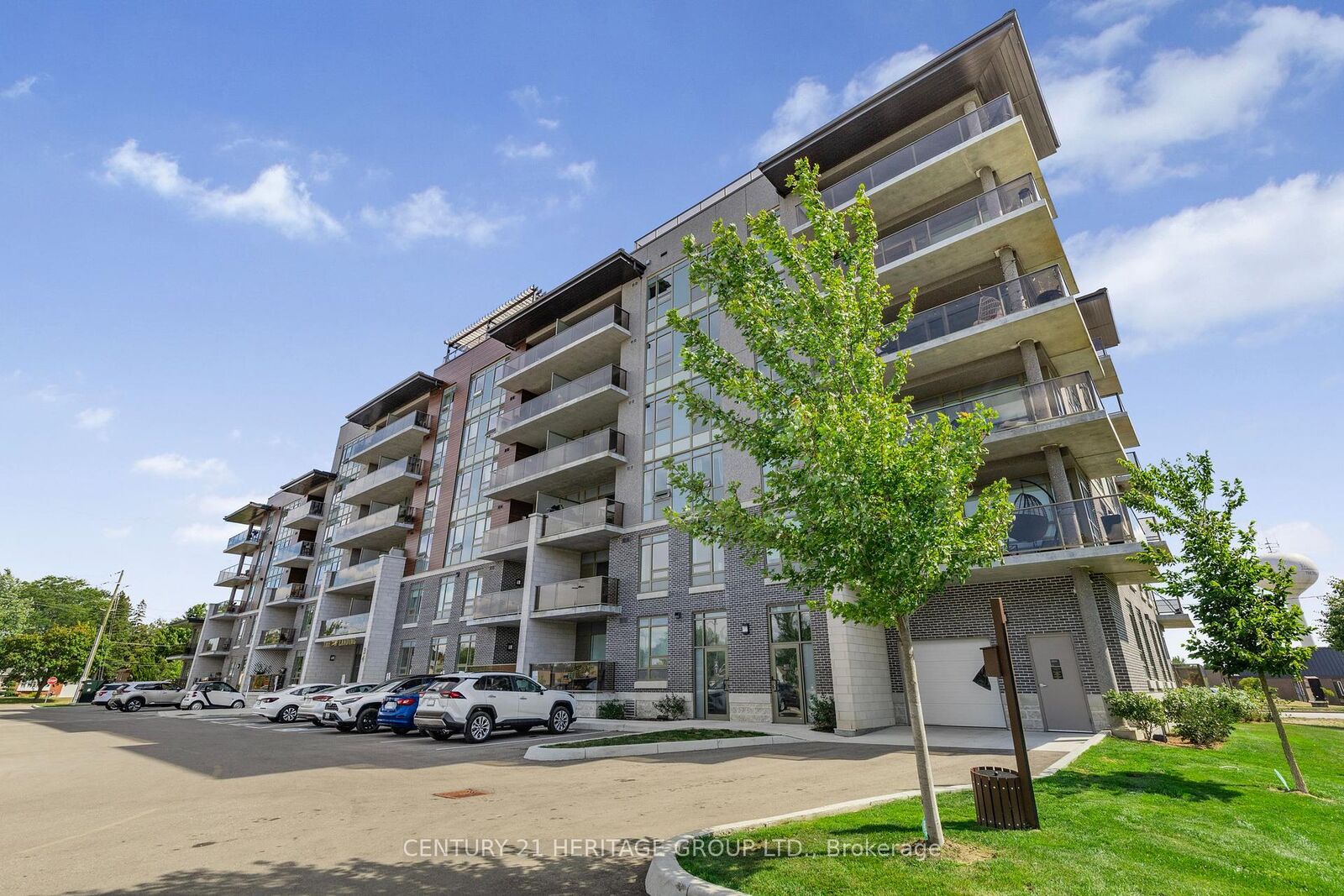 Property Photo:  34 Norman Street 606  ON N3R 2Y1 