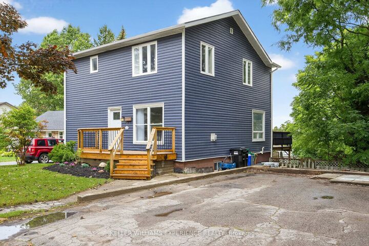 Property Photo: 18 Murray Street ON L4N 2X2