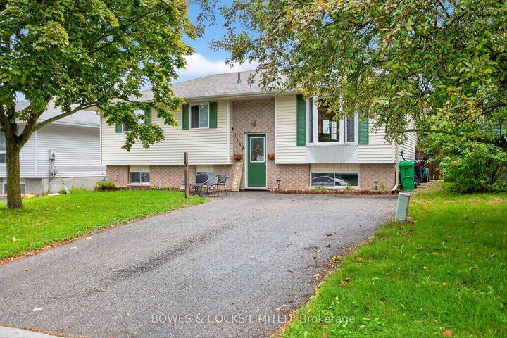 Property Photo: 1349 Tudor Crescent ON K9L 1X1