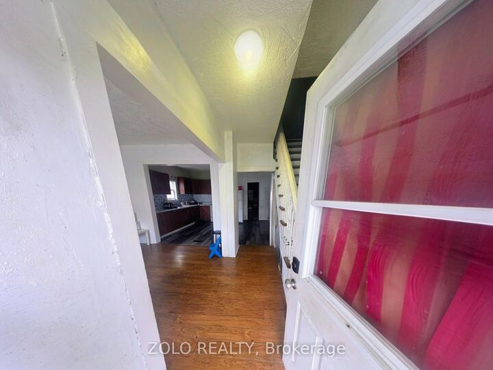 Property Photo:  312 Prince Arthur Street  ON K6H 4N9 