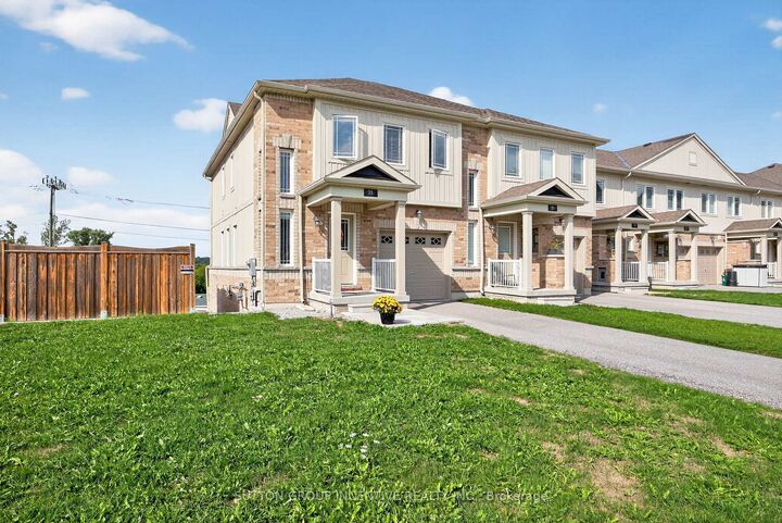 Property Photo:  23 Frank'S Way  ON L4N 3J1 