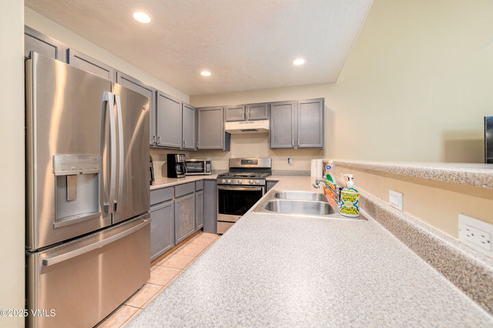 Property Photo:  108-3 Quail Circle 3  CO 81637 