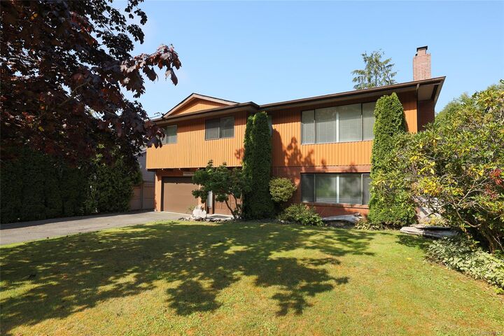 Property Photo:  9160 Elk Dr  BC V0N 2P0 