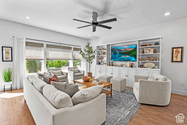 Property Photo: 549 W June Dr S UT 84037