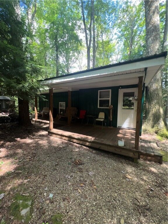 Property Photo: 39 Kens Ln PA 15860