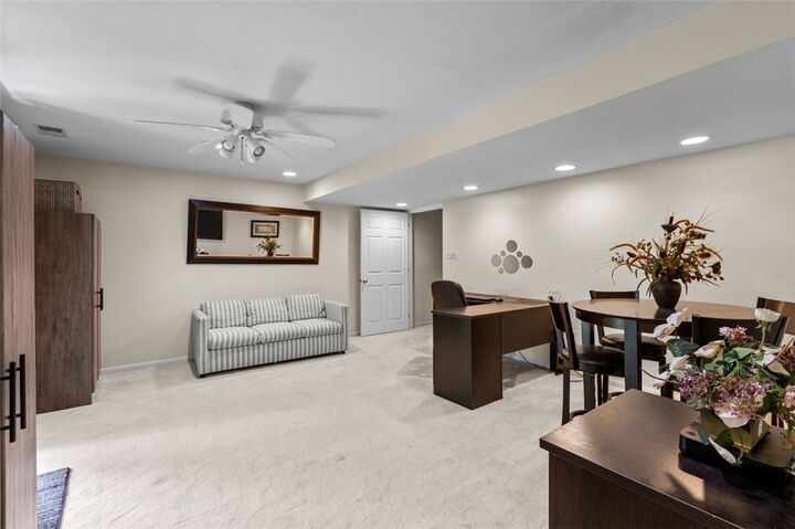 Property Photo: 402 Christopher Cir PA 15205