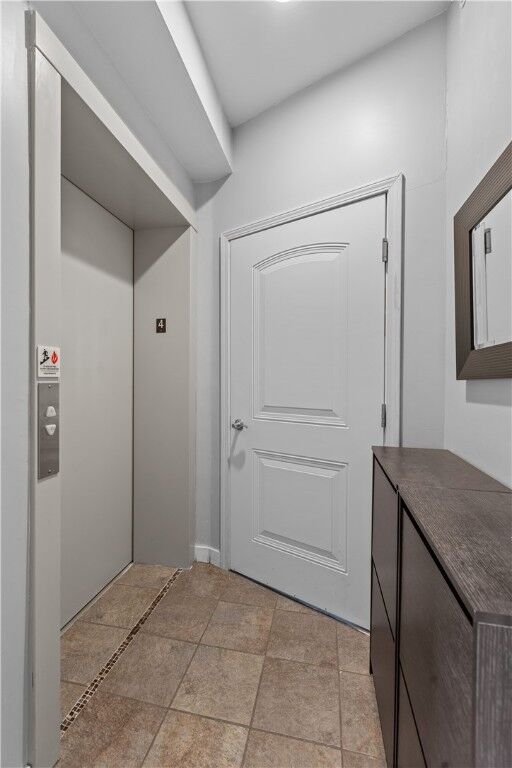 Property Photo:  1825 Arcena Str. 3  PA 15219 
