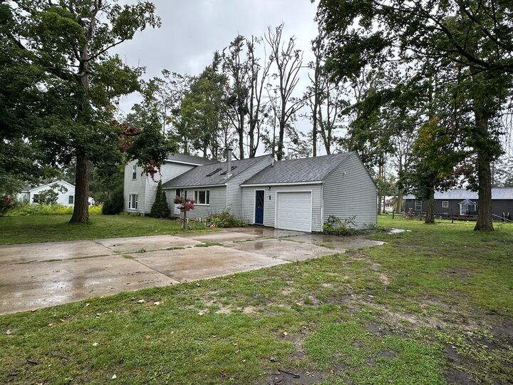 Property Photo: 549 E Sheldon Street MI 49735