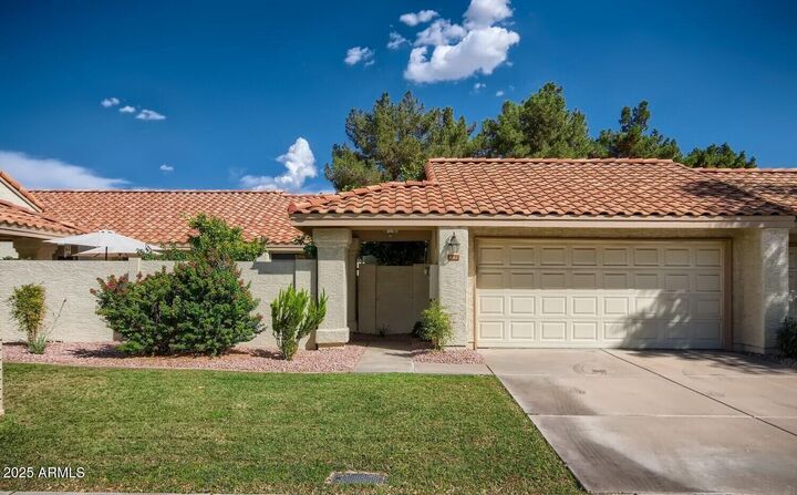 1061 E Chilton Drive  Tempe AZ 85283 photo