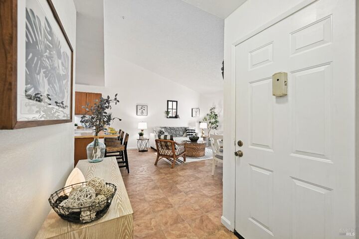 Property Photo:  43 Creek Court  CA 94931 