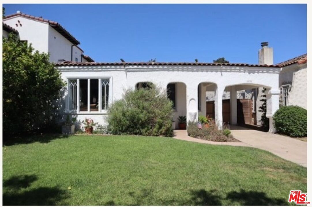 Property Photo:  2038 Malcolm Ave  CA 90025 