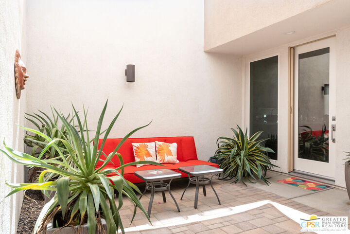 Property Photo:  669 Wilson Ln  CA 92262 