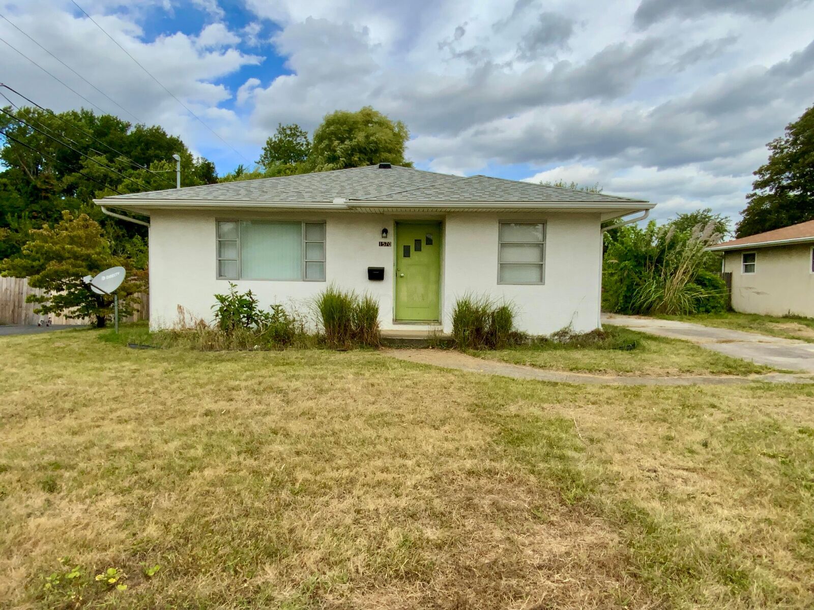 Property Photo:  1570 E Gates Street  OH 43206 