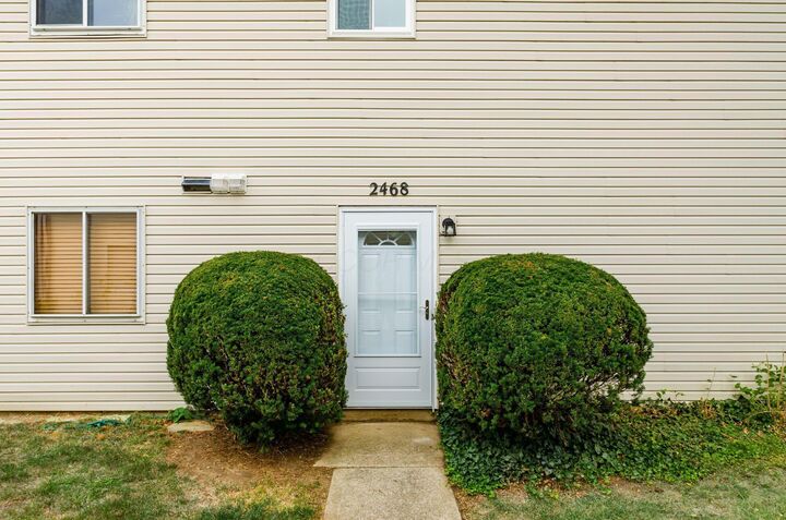 Property Photo: 2468 Natchez Drive OH 43209