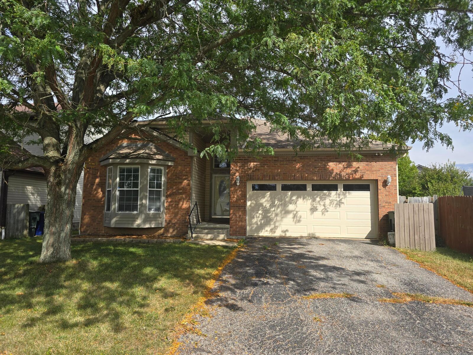 Property Photo: 3136 Fabyan Drive OH 43068