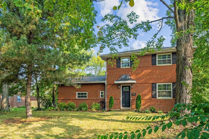 Property Photo:  2938 Sherwood Road  OH 43209 