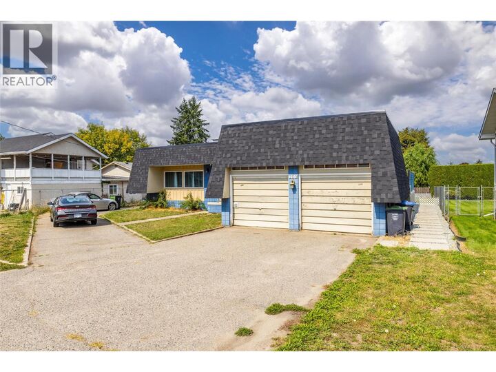 Property Photo: 290 Leathead Road BC V1X 2H8