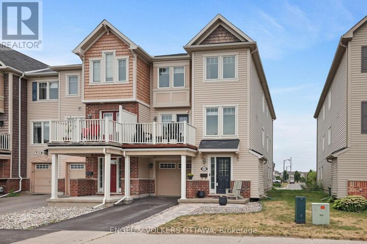 Property Photo:  2421 Nutgrove Avenue  ON K2J 0X4 