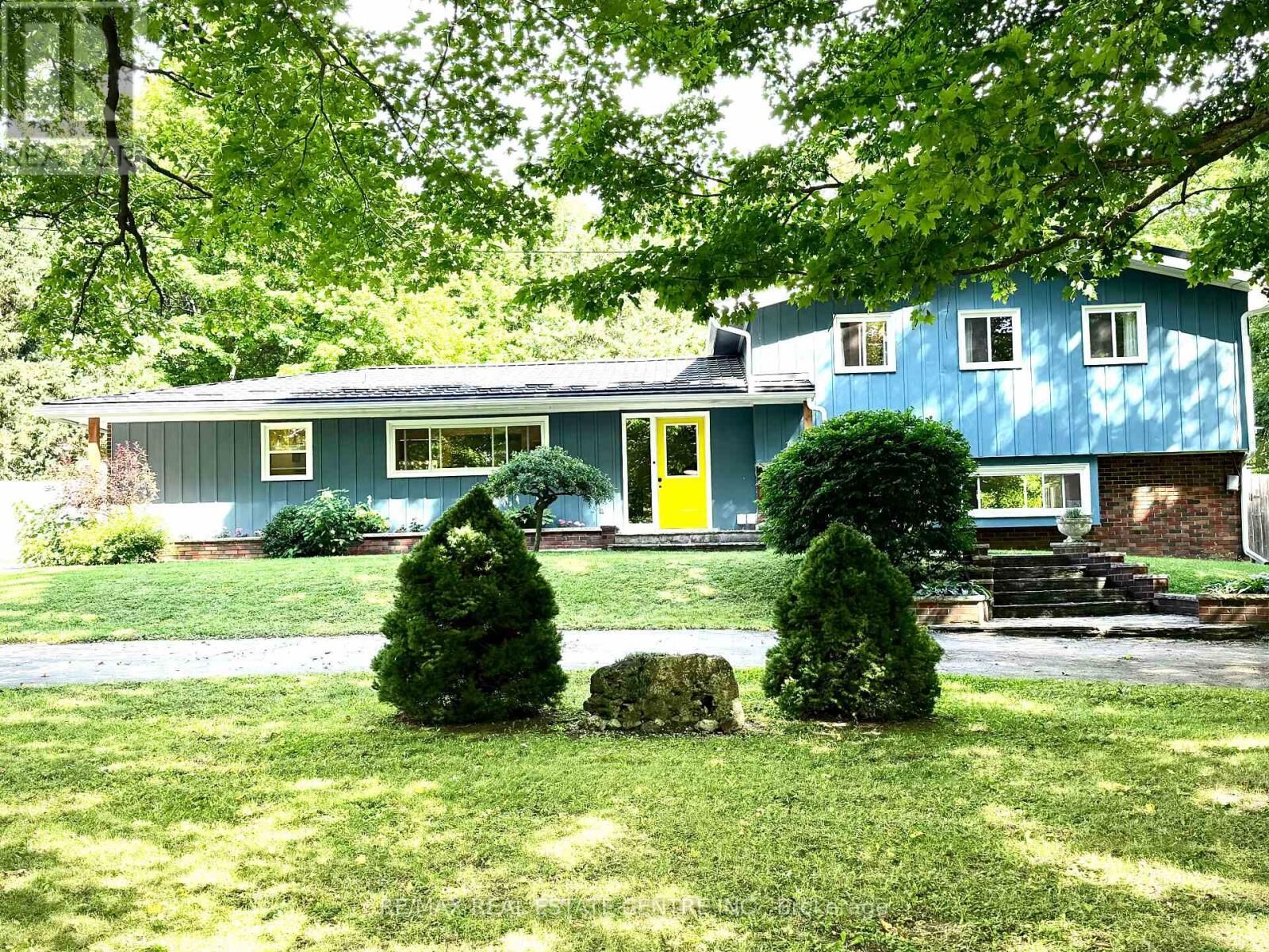 Property Photo:  161 Inkerman Street  ON N0C 1E0 