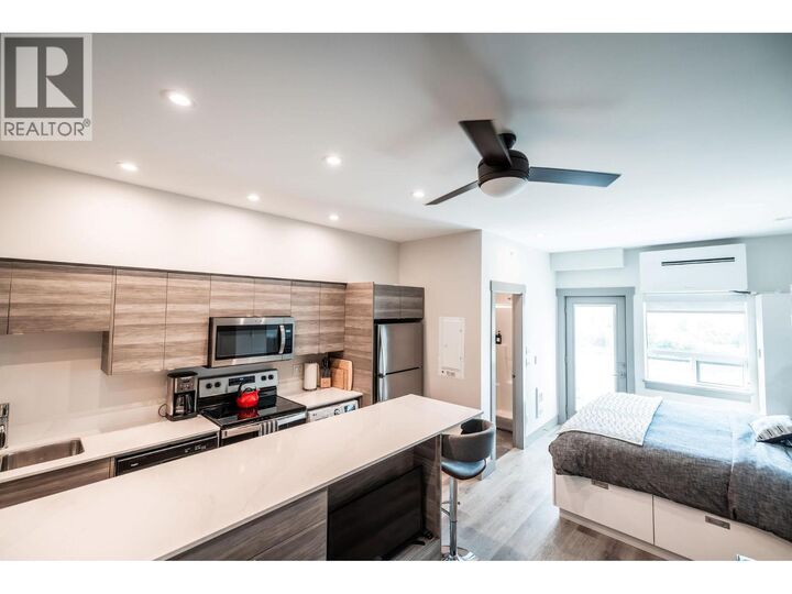 2555 Lakeshore Road 518  Vernon BC V1H 0A4 photo