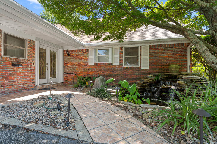 Property Photo:  20 Magnolia Avenue  FL 32579 