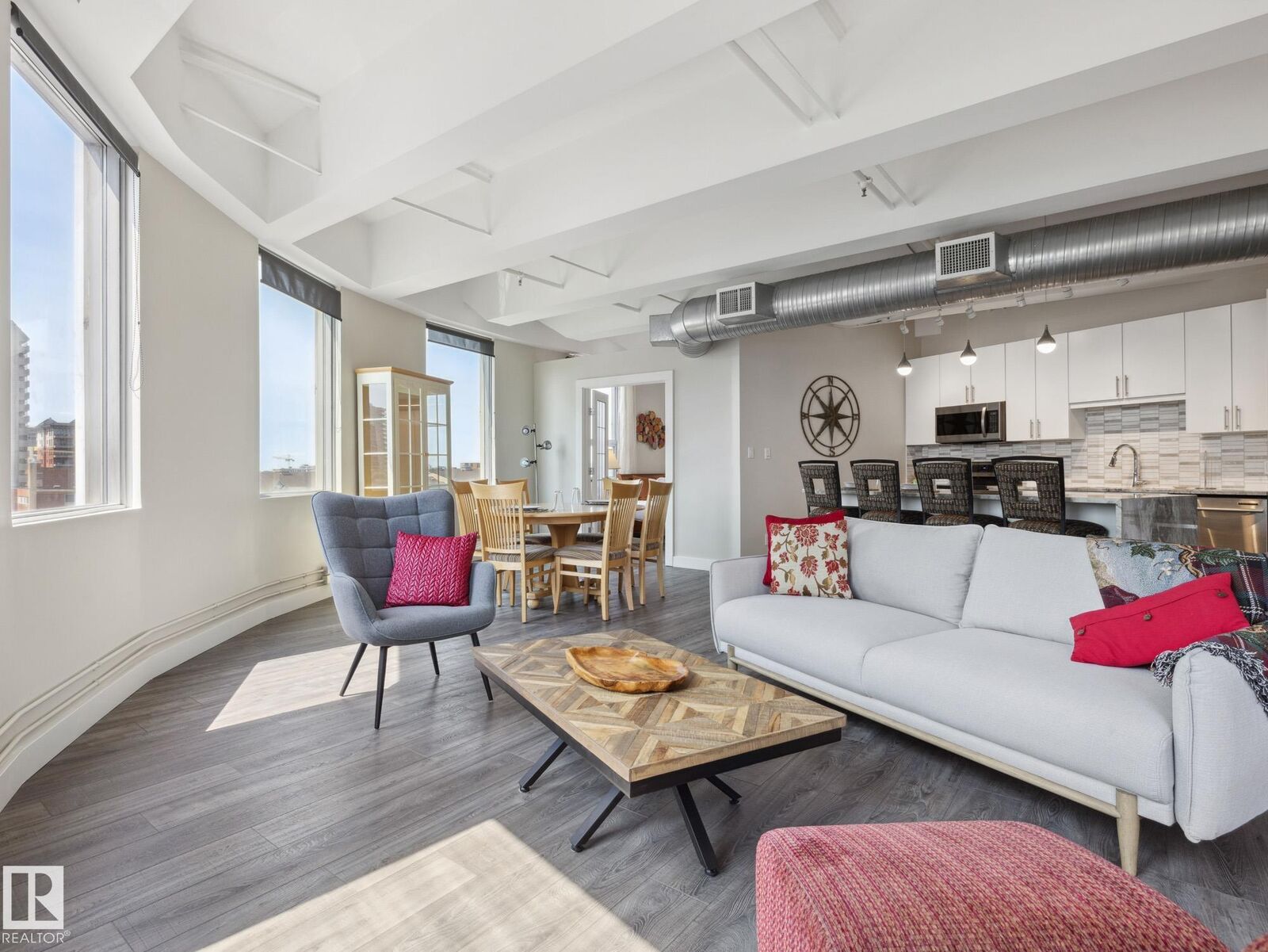 Property Photo: 10105 109 St Street NW 504 AB T5J 1M8