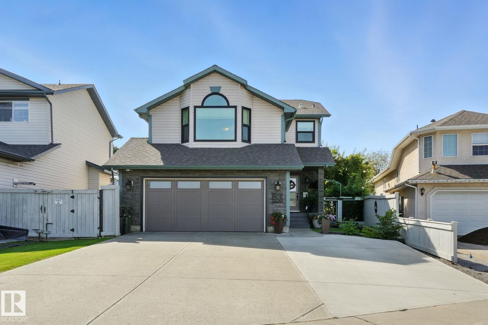 Property Photo:  53 Creekside Way  AB T7X 4A2 