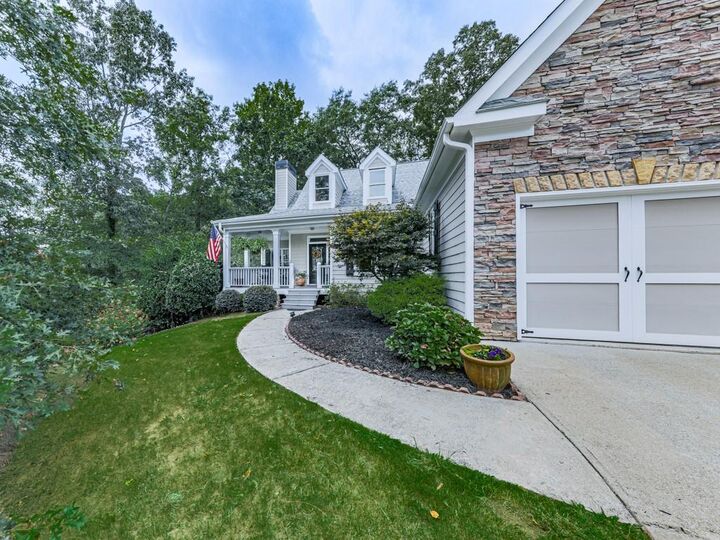 Property Photo:  103 William Court  GA 30107 