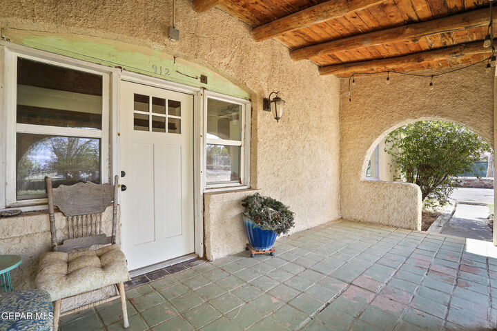 Property Photo:  932 W W Borderland Road  TX 79932 