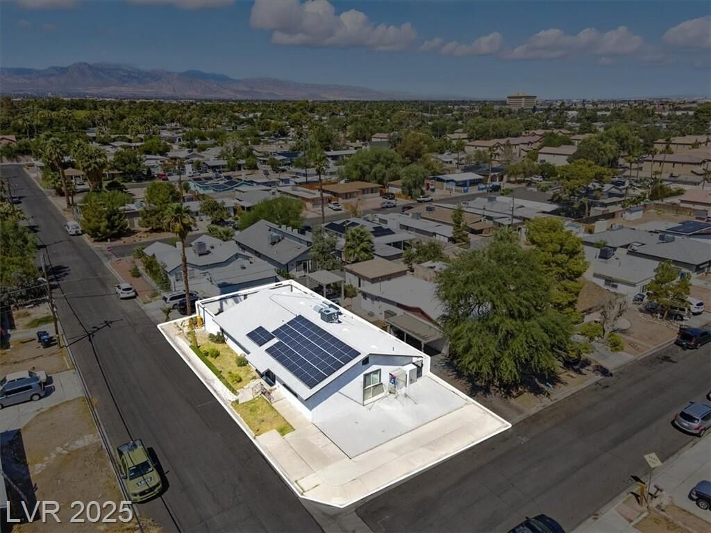 Property Photo:  360 Vandalia Street  NV 89106 
